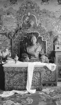 dalajlamaxiiinorbulingka1932fotleslieweir_400