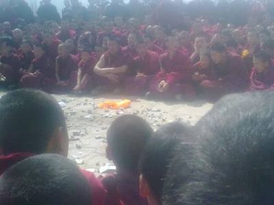 samospaleniedziamjangpaldenrebgong13marca2012mnisi_400